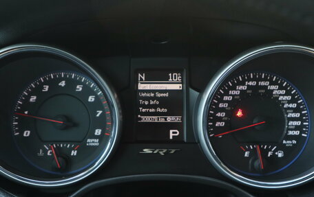 Jeep Grand Cherokee, 2012 год, 2 750 000 рублей, 13 фотография