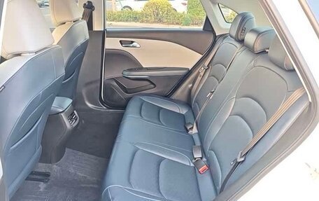 Chevrolet Monza, 2023 год, 1 220 000 рублей, 16 фотография