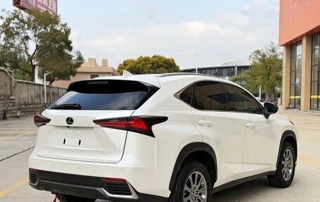 Lexus NX I, 2021 год, 3 000 000 рублей, 4 фотография