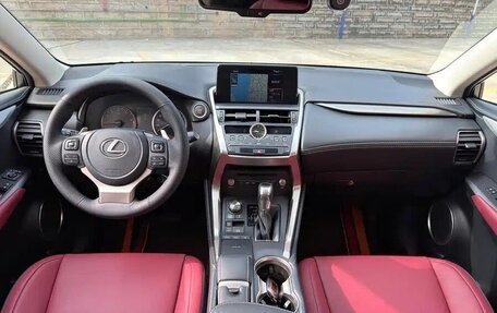 Lexus NX I, 2021 год, 3 000 000 рублей, 9 фотография