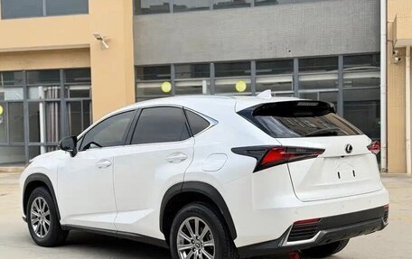 Lexus NX I, 2021 год, 3 000 000 рублей, 6 фотография