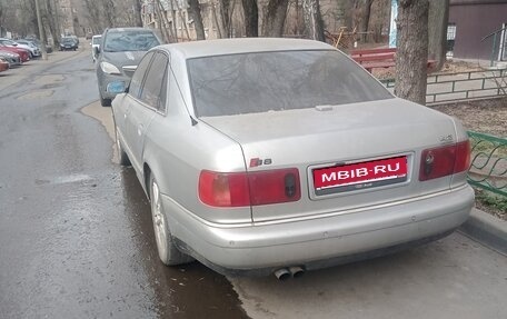 Audi A8, 1999 год, 300 000 рублей, 1 фотография