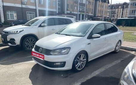 Volkswagen Polo VI (EU Market), 2016 год, 940 000 рублей, 1 фотография