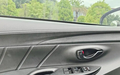 Toyota Yaris XP150 рестайлинг, 2021 год, 1 100 272 рублей, 8 фотография