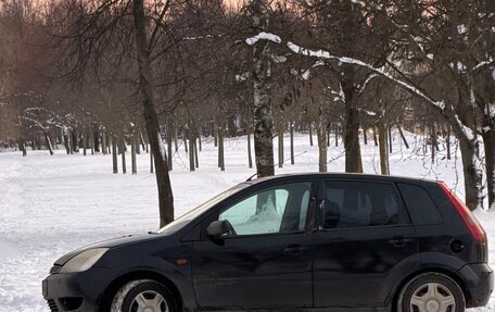 Ford Fiesta, 2004 год, 219 000 рублей, 2 фотография