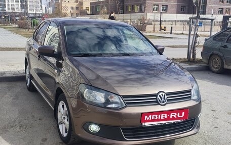 Volkswagen Polo VI (EU Market), 2015 год, 880 000 рублей, 3 фотография