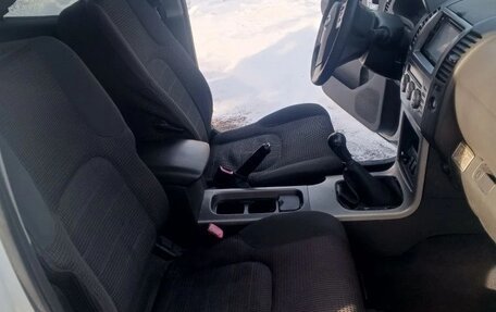 Nissan Pathfinder, 2005 год, 950 000 рублей, 8 фотография