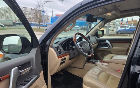 Toyota Land Cruiser 200, 2013 год, 4 800 000 рублей, 7 фотография