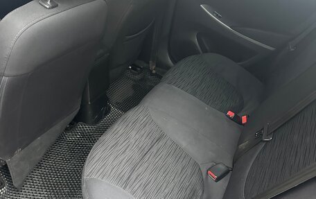 Hyundai Solaris II рестайлинг, 2015 год, 820 000 рублей, 6 фотография