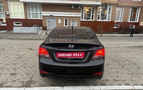 Hyundai Solaris II рестайлинг, 2015 год, 820 000 рублей, 4 фотография