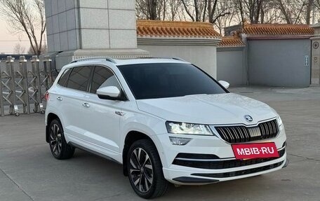 Skoda Karoq I, 2021 год, 1 730 000 рублей, 2 фотография