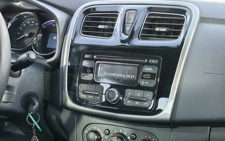 Renault Logan II, 2014 год, 599 000 рублей, 12 фотография