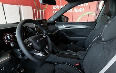 Skoda Kodiaq, 2025 год, 6 800 000 рублей, 18 фотография