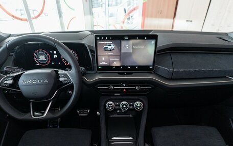 Skoda Kodiaq, 2025 год, 6 800 000 рублей, 19 фотография