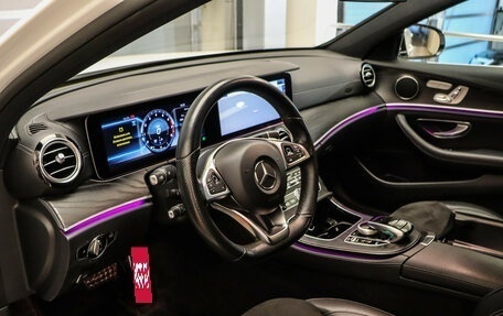 Mercedes-Benz E-Класс, 2017 год, 3 490 000 рублей, 7 фотография