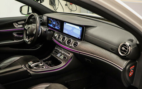 Mercedes-Benz E-Класс, 2017 год, 3 490 000 рублей, 23 фотография