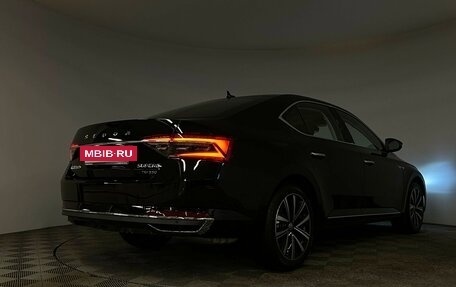 Skoda Superb III рестайлинг, 2025 год, 4 390 000 рублей, 6 фотография