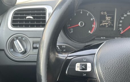 Volkswagen Polo VI (EU Market), 2016 год, 940 000 рублей, 7 фотография