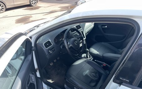 Volkswagen Polo VI (EU Market), 2016 год, 940 000 рублей, 6 фотография