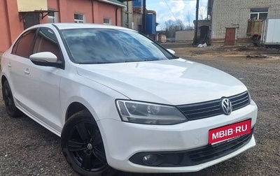 Volkswagen Jetta VI, 2013 год, 500 000 рублей, 1 фотография