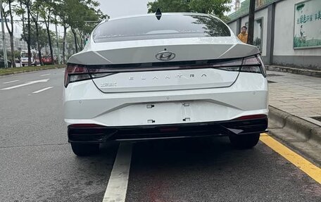 Hyundai Elantra, 2022 год, 1 280 000 рублей, 5 фотография