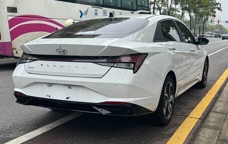 Hyundai Elantra, 2022 год, 1 280 000 рублей, 6 фотография