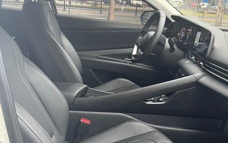 Hyundai Elantra, 2022 год, 1 280 000 рублей, 8 фотография