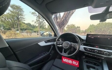 Audi A4, 2021 год, 2 450 000 рублей, 13 фотография