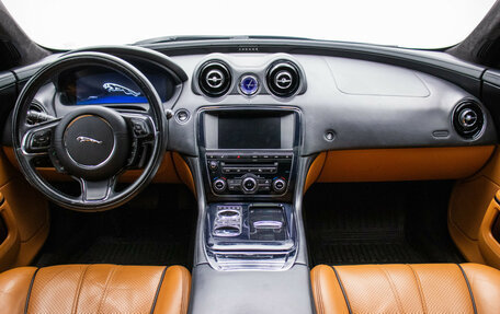 Jaguar XJ IV (X351), 2013 год, 1 840 000 рублей, 13 фотография