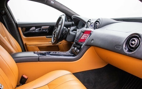 Jaguar XJ IV (X351), 2013 год, 1 840 000 рублей, 9 фотография