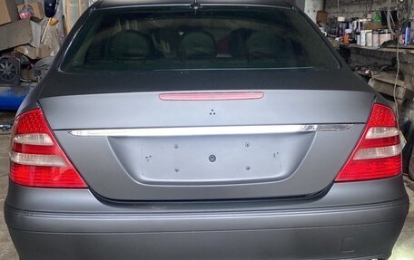 Mercedes-Benz E-Класс, 2002 год, 700 000 рублей, 3 фотография