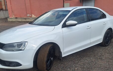 Volkswagen Jetta VI, 2013 год, 500 000 рублей, 3 фотография