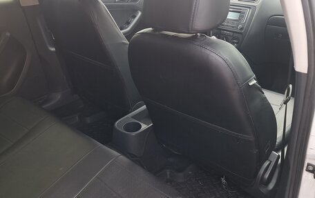 Volkswagen Jetta VI, 2013 год, 500 000 рублей, 9 фотография