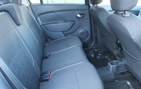 Renault Logan II, 2019 год, 735 000 рублей, 12 фотография