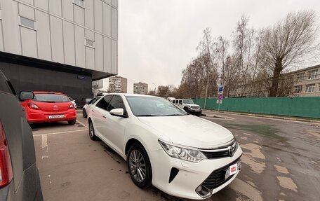 Toyota Camry, 2015 год, 2 400 000 рублей, 2 фотография