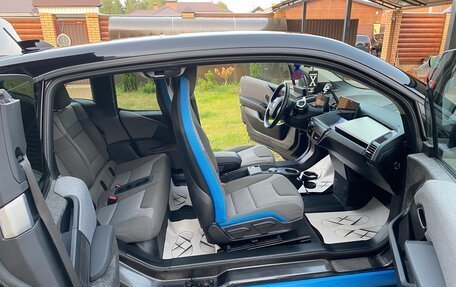 BMW i3 I01 рестайлинг, 2018 год, 2 850 000 рублей, 11 фотография