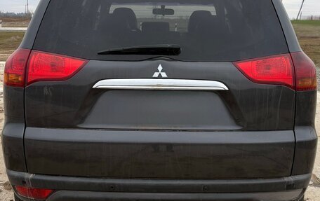 Mitsubishi Pajero Sport II рестайлинг, 2010 год, 1 800 000 рублей, 4 фотография