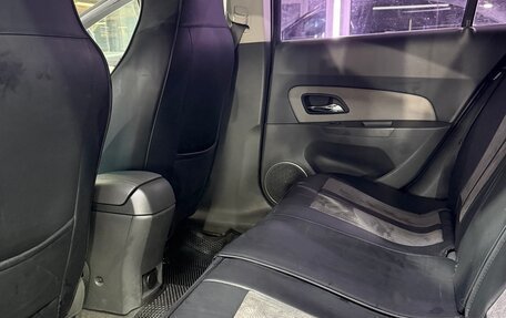 Chevrolet Cruze II, 2010 год, 590 000 рублей, 26 фотография