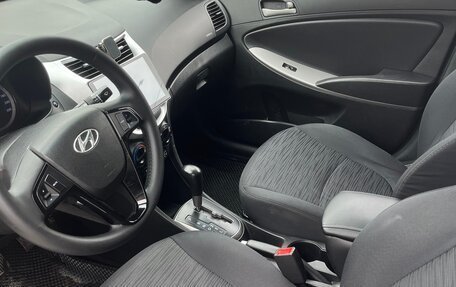 Hyundai Solaris II рестайлинг, 2015 год, 770 000 рублей, 7 фотография