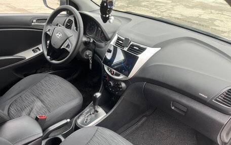 Hyundai Solaris II рестайлинг, 2015 год, 770 000 рублей, 8 фотография