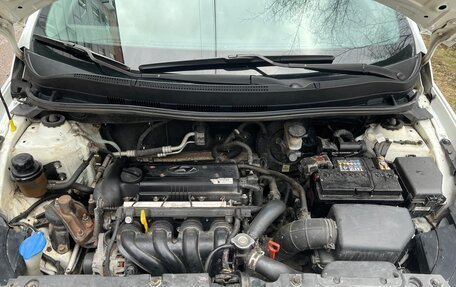 Hyundai Solaris II рестайлинг, 2015 год, 770 000 рублей, 15 фотография