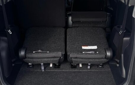 Toyota Sienta II, 2021 год, 1 600 000 рублей, 15 фотография