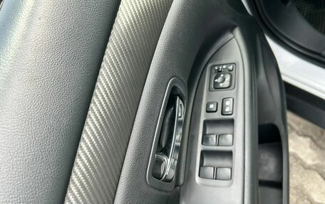 Mitsubishi Outlander III рестайлинг 3, 2014 год, 1 384 000 рублей, 14 фотография