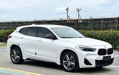 BMW X2, 2021 год, 2 000 000 рублей, 3 фотография