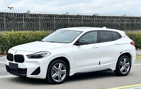 BMW X2, 2021 год, 2 000 000 рублей, 2 фотография