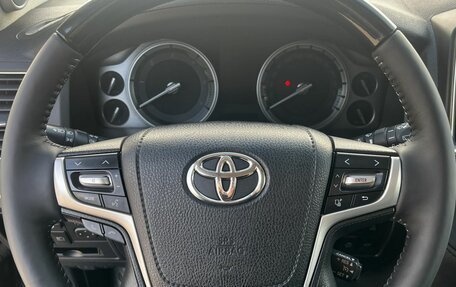 Toyota Land Cruiser 200, 2018 год, 6 300 000 рублей, 16 фотография