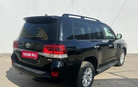 Toyota Land Cruiser 200, 2018 год, 6 300 000 рублей, 5 фотография