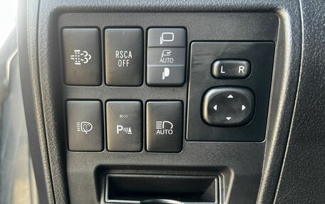 Toyota Land Cruiser 200, 2018 год, 6 300 000 рублей, 22 фотография