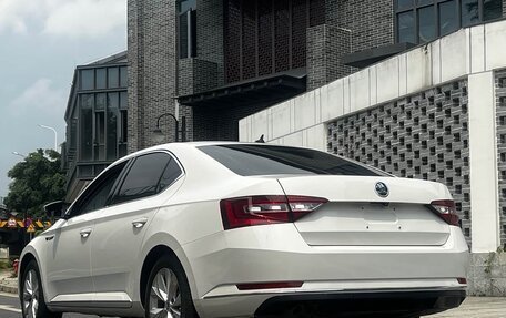 Skoda Superb III рестайлинг, 2020 год, 2 250 000 рублей, 7 фотография