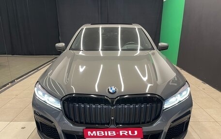 BMW 7 серия, 2019 год, 6 500 000 рублей, 2 фотография